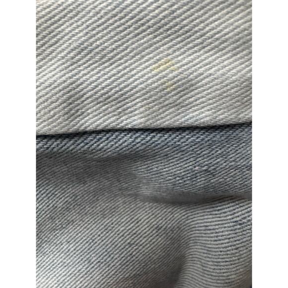 PacSun “Mom Jean” size 26 light wash with raw edges - Picture 9 of 9